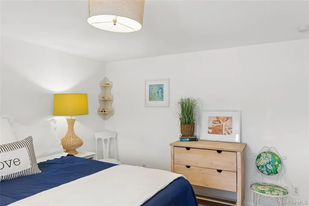 3 Lincoln Street Westhampton NY 11977