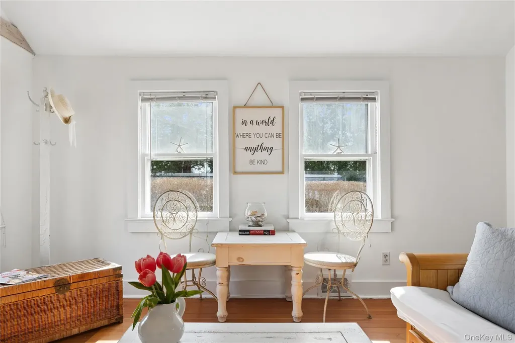 3 Lincoln Street Westhampton NY 11977