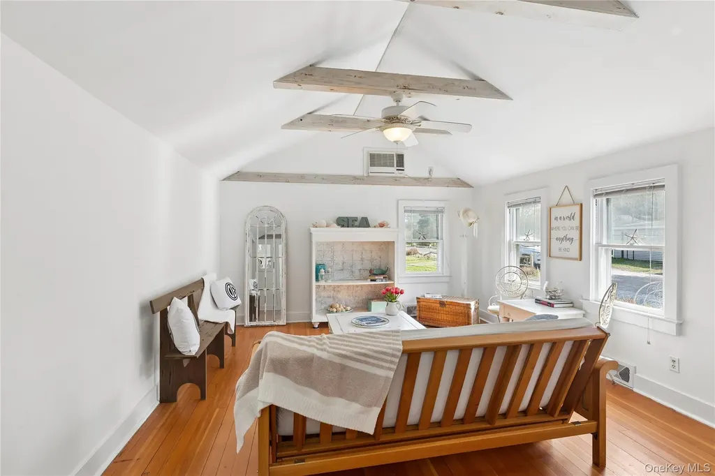 3 Lincoln Street Westhampton NY 11977