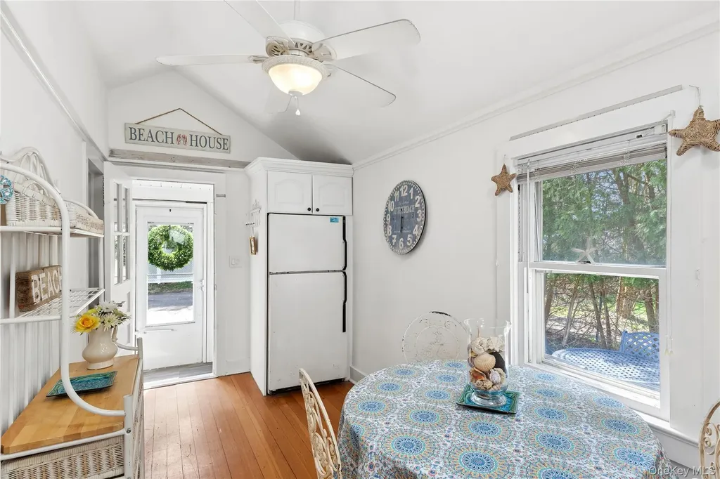 3 Lincoln Street Westhampton NY 11977