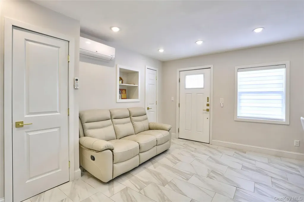 18 Wilsher Drive Monsey NY 10952