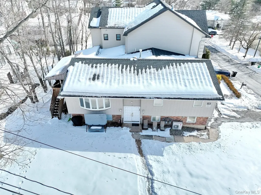 18 Wilsher Drive Monsey NY 10952