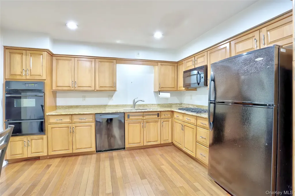 18 Wilsher Drive Monsey NY 10952
