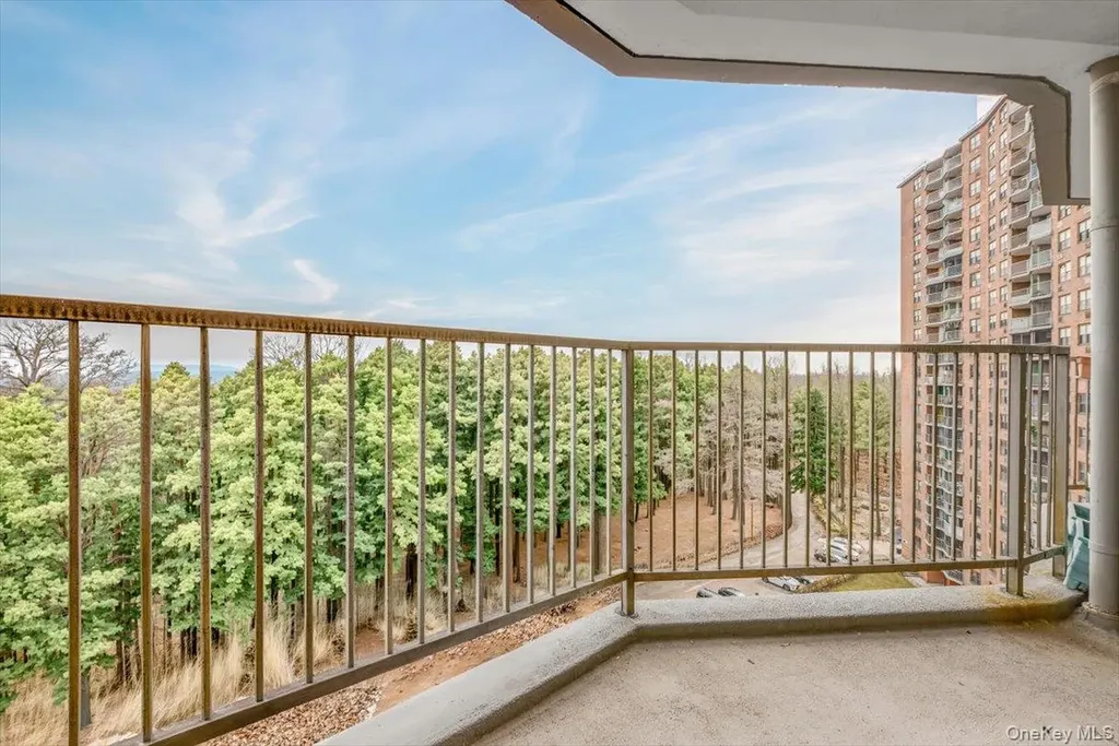 90-50 Union Turnpike Glendale NY 11385