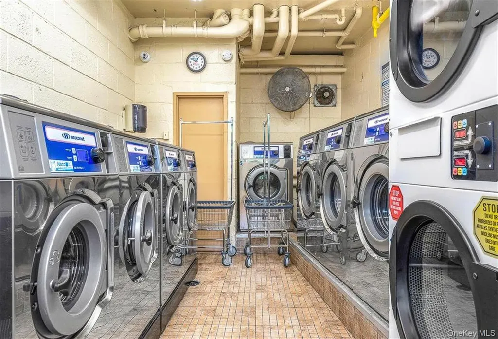90-50 Union Turnpike Glendale NY 11385