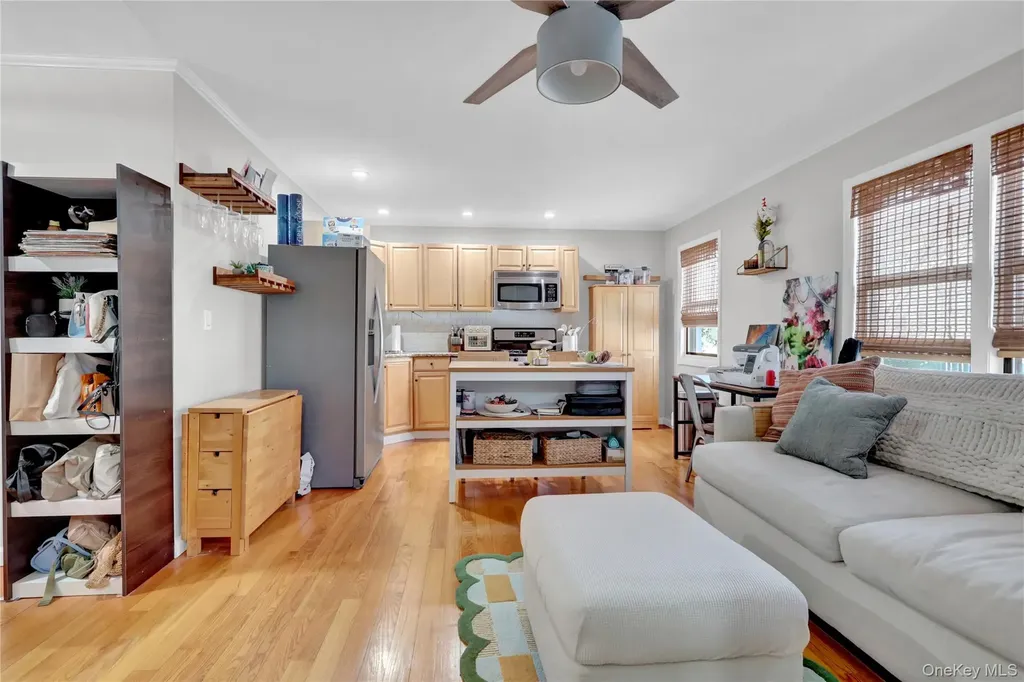 65 W Broadway Long Beach NY 11561