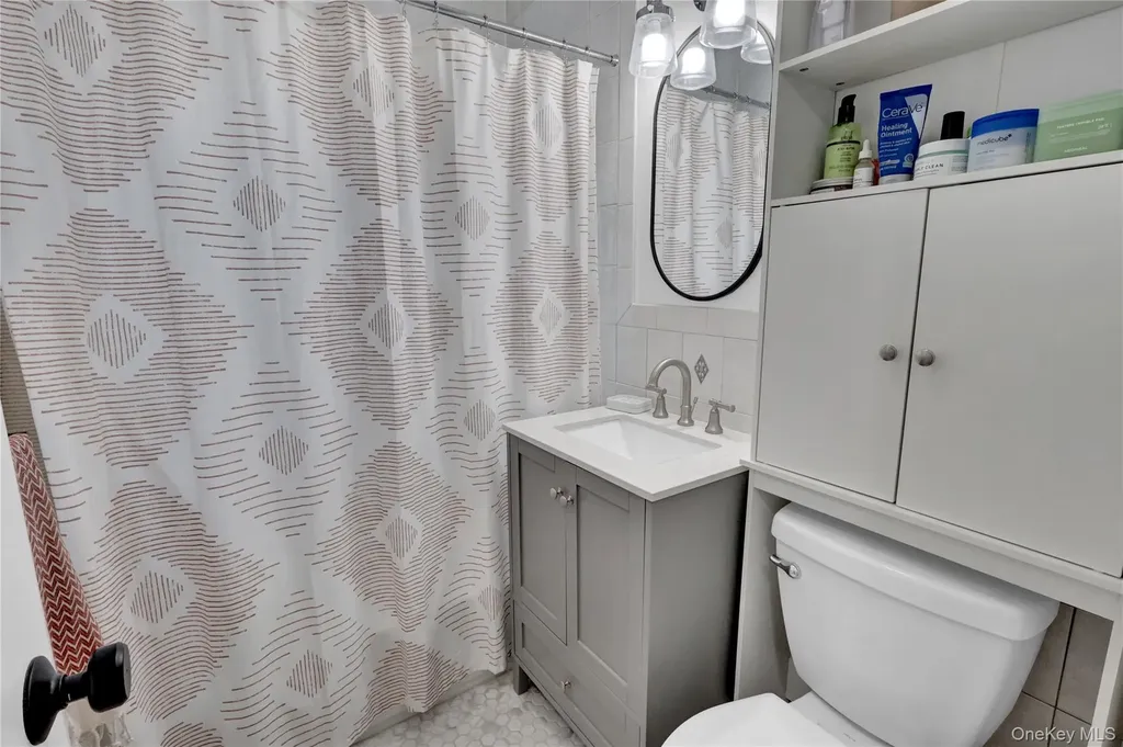 65 W Broadway Long Beach NY 11561