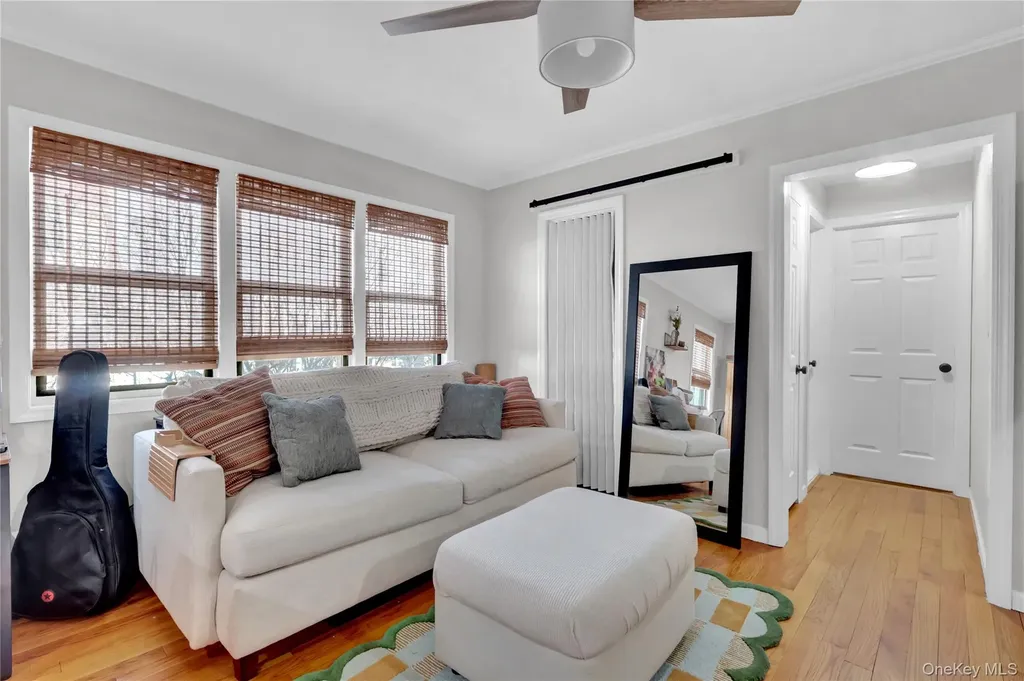 65 W Broadway Long Beach NY 11561