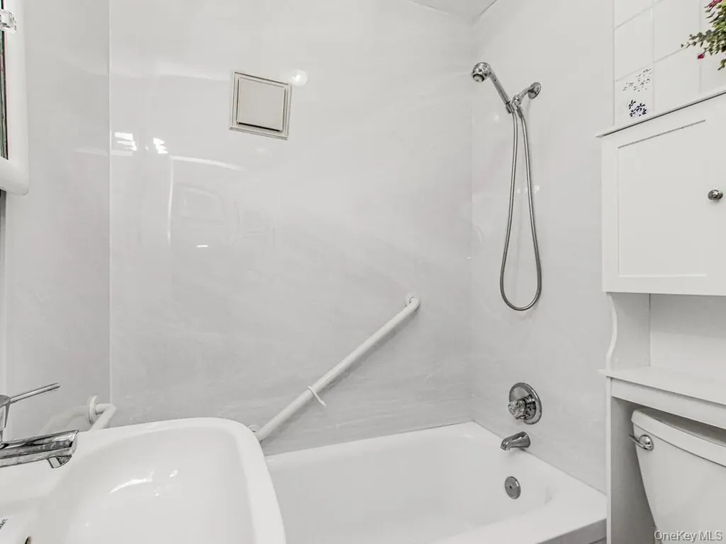 617 Kimball Avenue Yonkers NY 10704