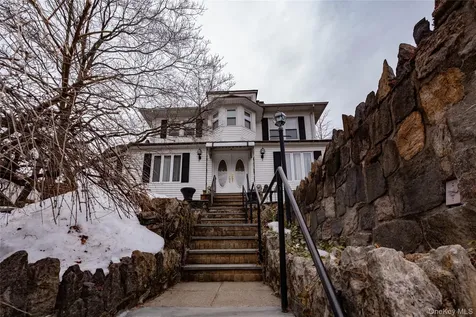45 Aka 47 Saint James Terrace Yonkers NY 10704