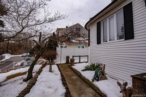 45 Aka 47 Saint James Terrace Yonkers NY 10704