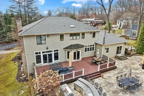 14 Pepperidge Drive New City NY 10956