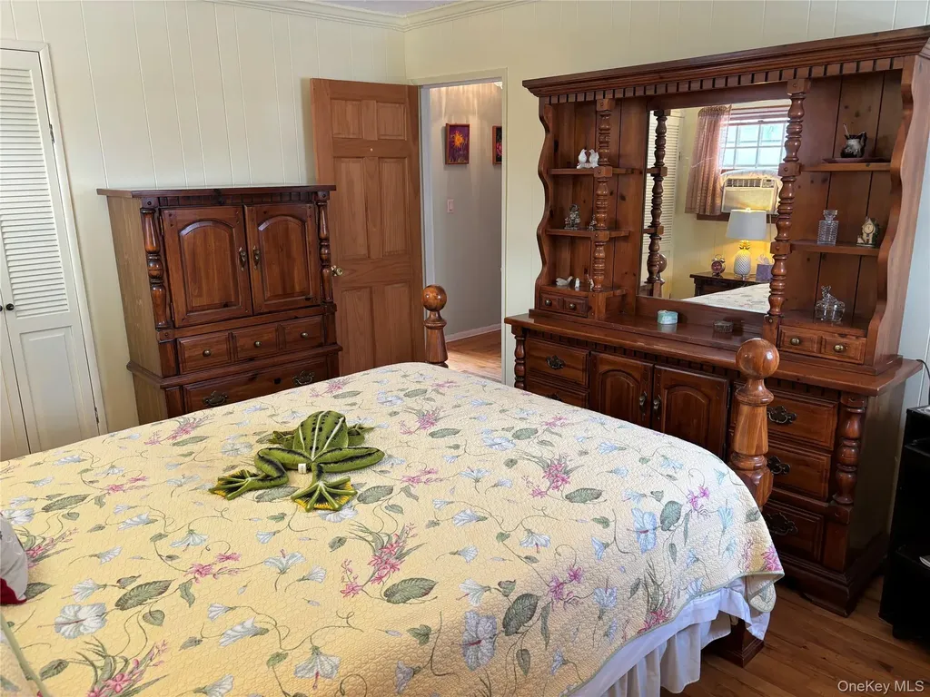126 Michael Road Oakdale NY 11769