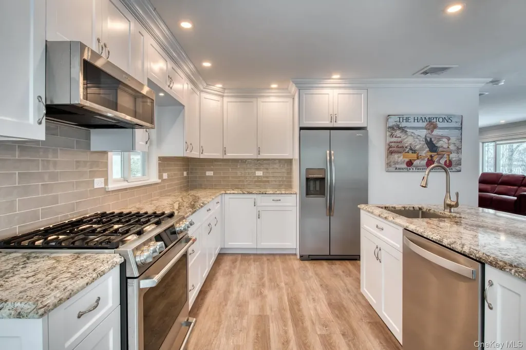 41 Red Cedar Point Hampton Bays NY 11946