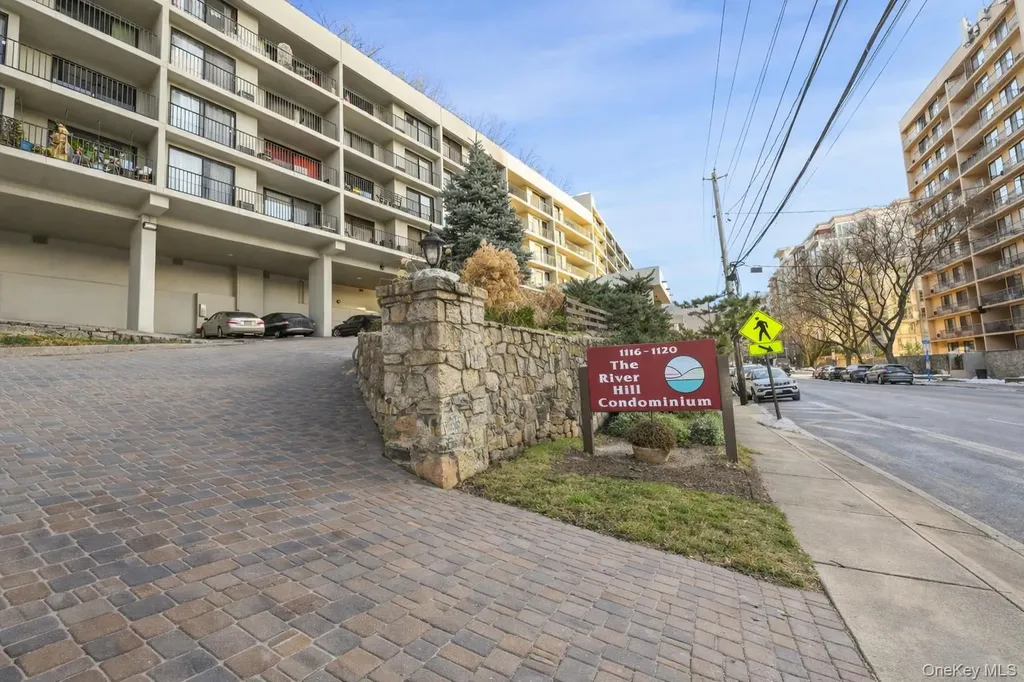 1120 Warburton Avenue Yonkers NY 10701