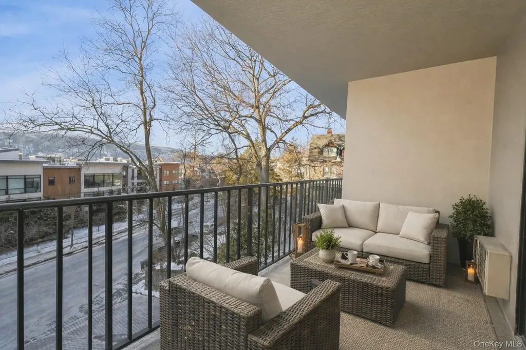 1120 Warburton Avenue Yonkers NY 10701