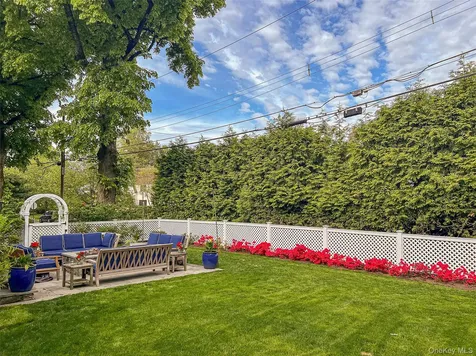 41 Sturgis Road Bronxville NY 10708