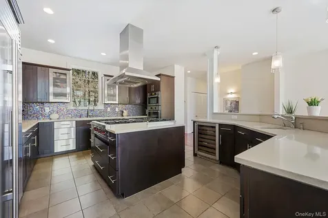 1320 N Albany Post Road Croton-on-hudson NY 10520