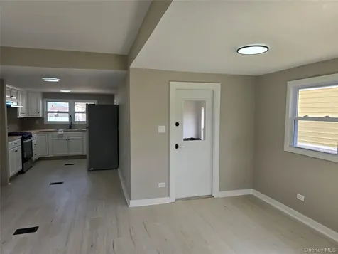 16 Jennifer Court Poughkeepsie NY 12601