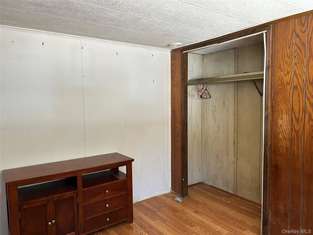 34 Dogwood Loop Bloomingburg NY 12721