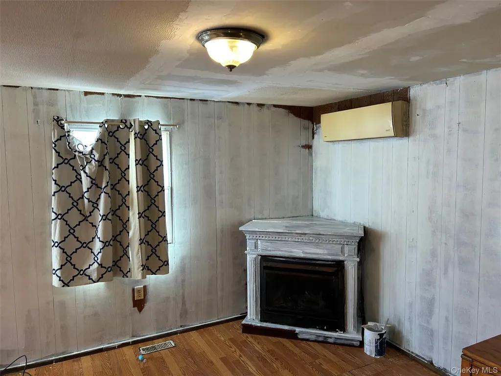 34 Dogwood Loop Bloomingburg NY 12721