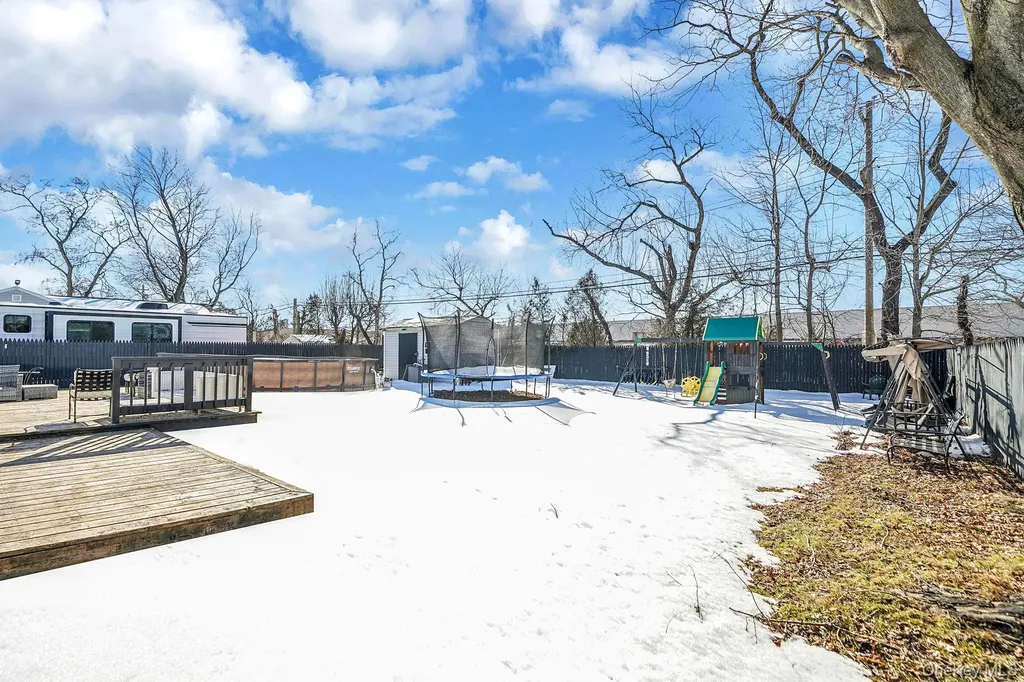 22 Eisenhower Avenue Brentwood NY 11717