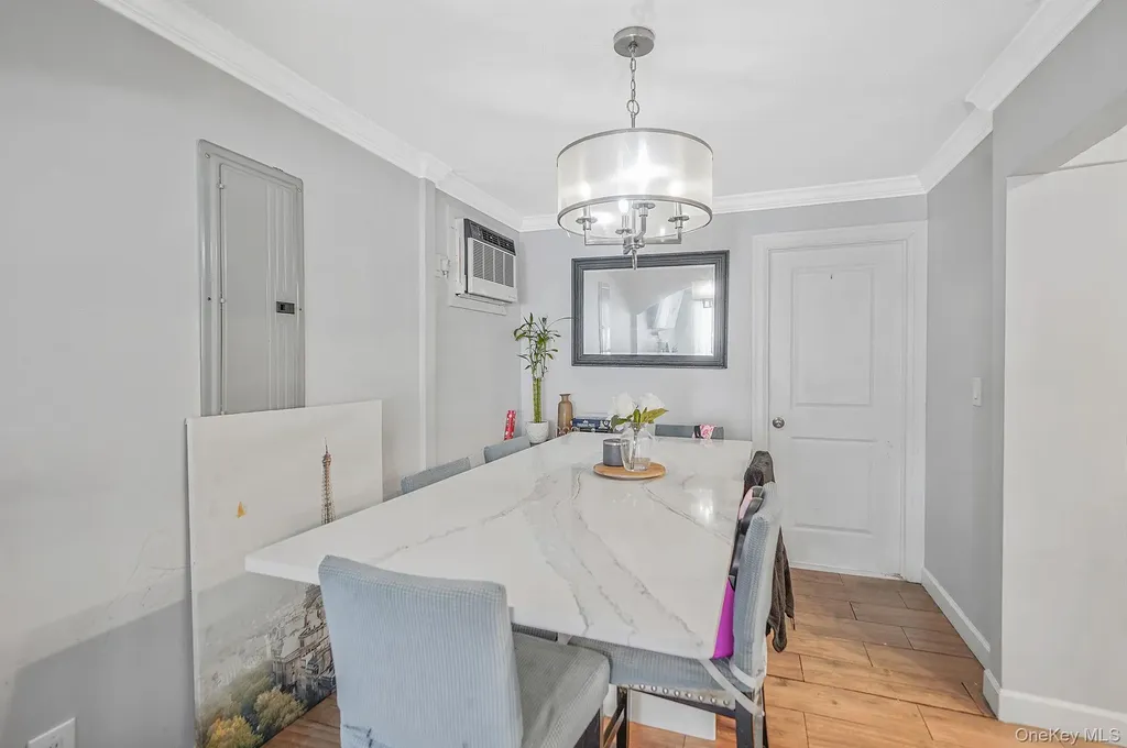 22 Eisenhower Avenue Brentwood NY 11717