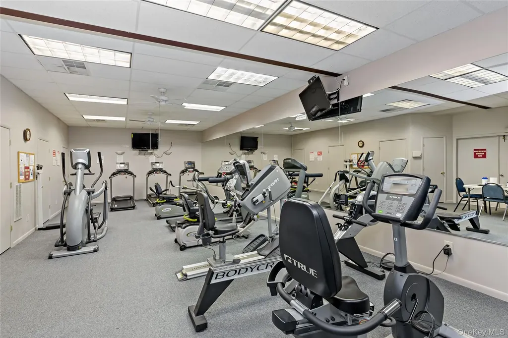 41 Jefferson Oval Yorktown Heights NY 10598