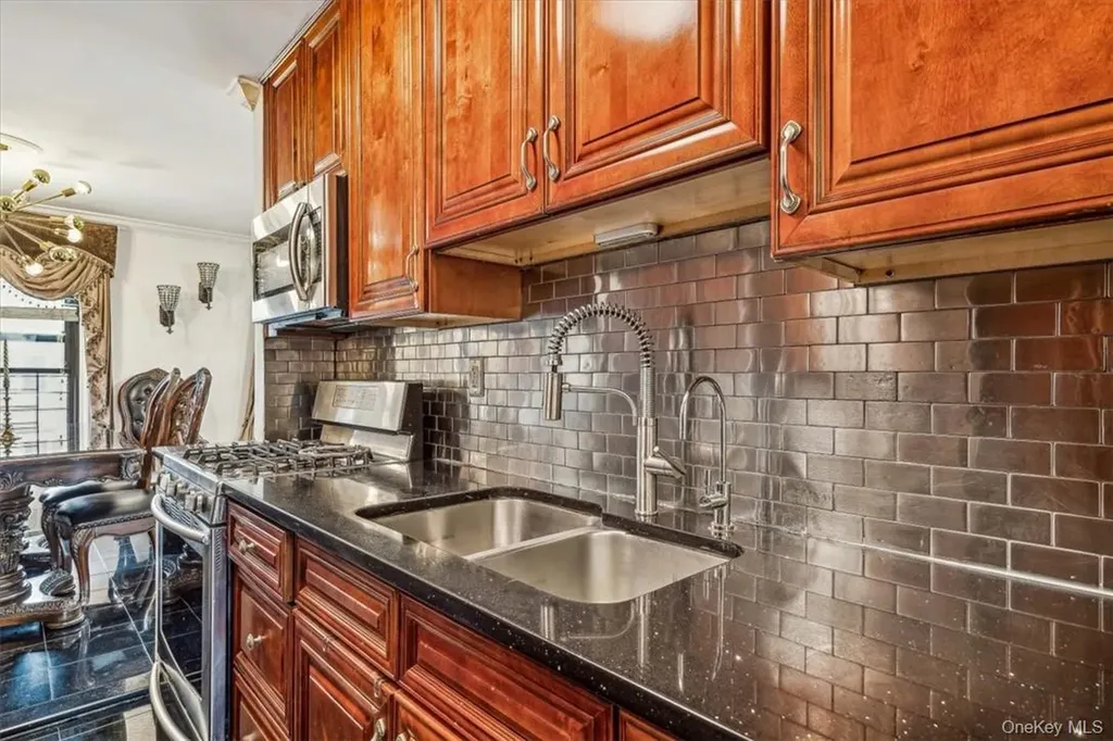 2835 Webb Avenue Bronx NY 10468