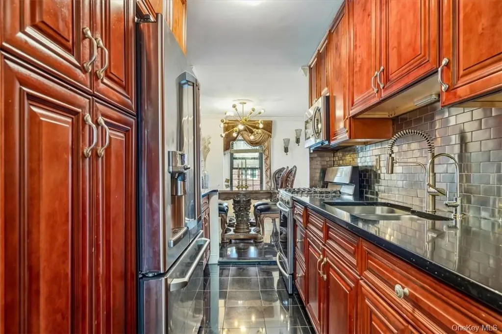 2835 Webb Avenue Bronx NY 10468