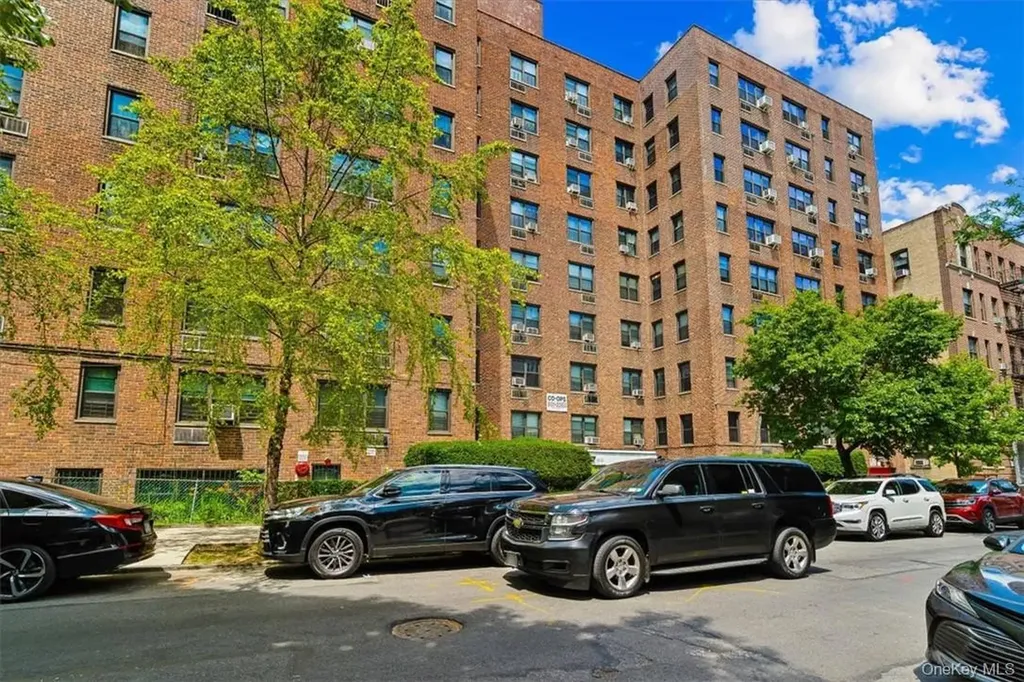 2835 Webb Avenue Bronx NY 10468