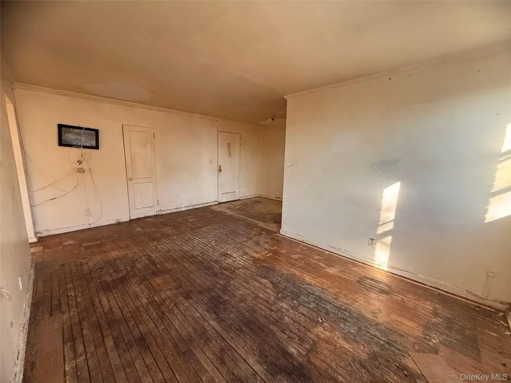 47-22 215th Place Bayside NY 11361