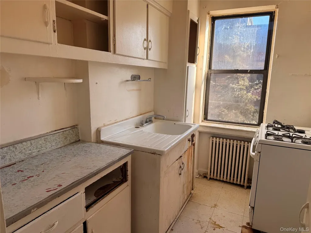 47-22 215th Place Bayside NY 11361