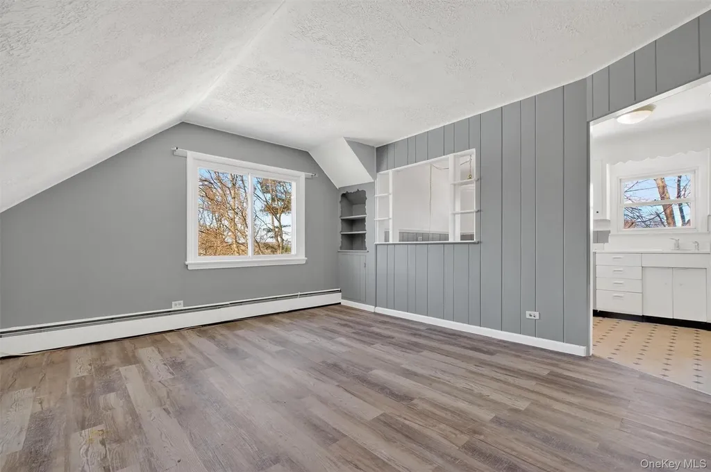 30 Lakeview Terrace Mahopac NY 10541
