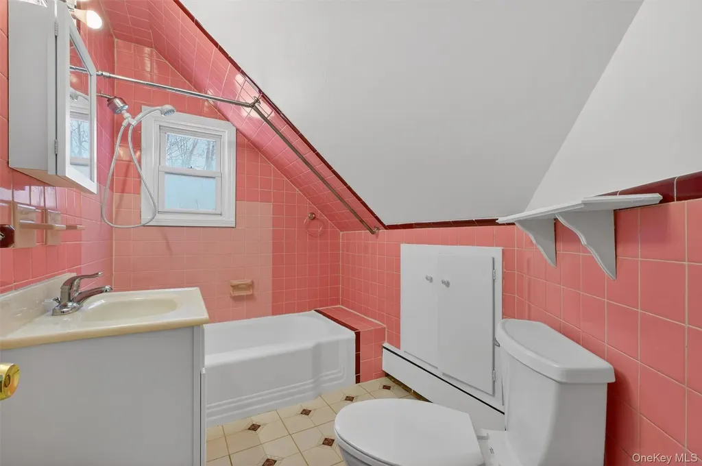 30 Lakeview Terrace Mahopac NY 10541