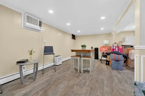 30 Lakeview Terrace Mahopac NY 10541