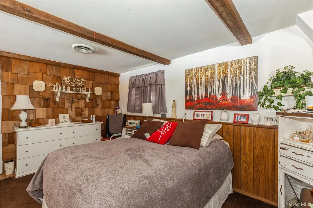 51 Forest Avenue West Babylon NY 11704