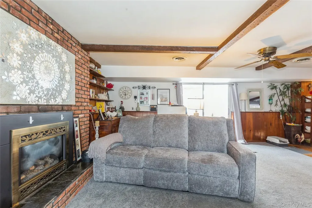 51 Forest Avenue West Babylon NY 11704