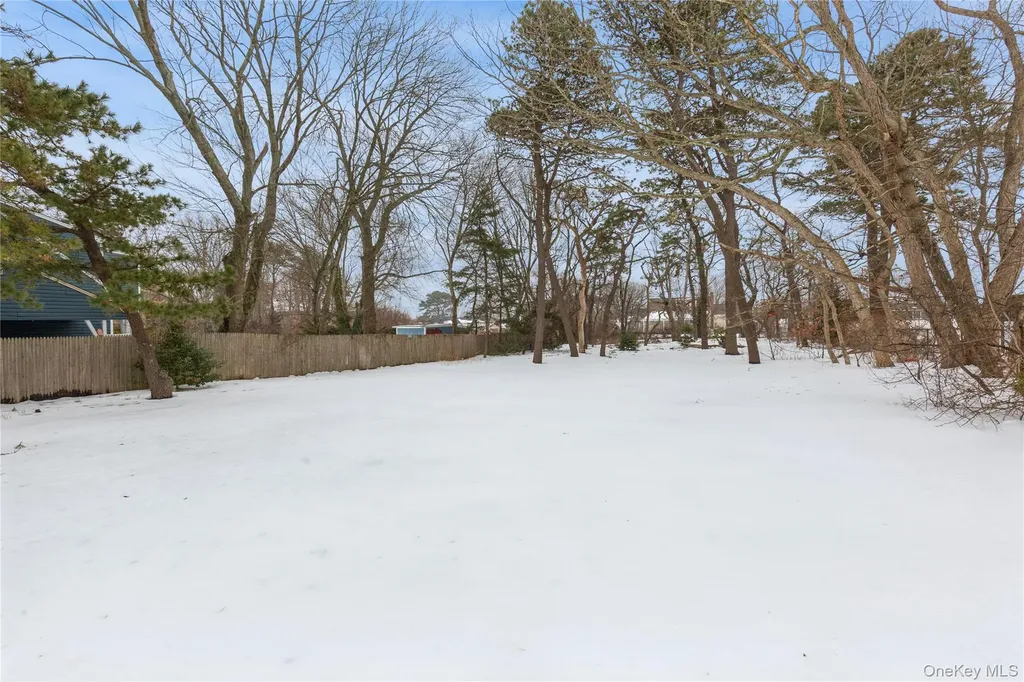 51 Forest Avenue West Babylon NY 11704