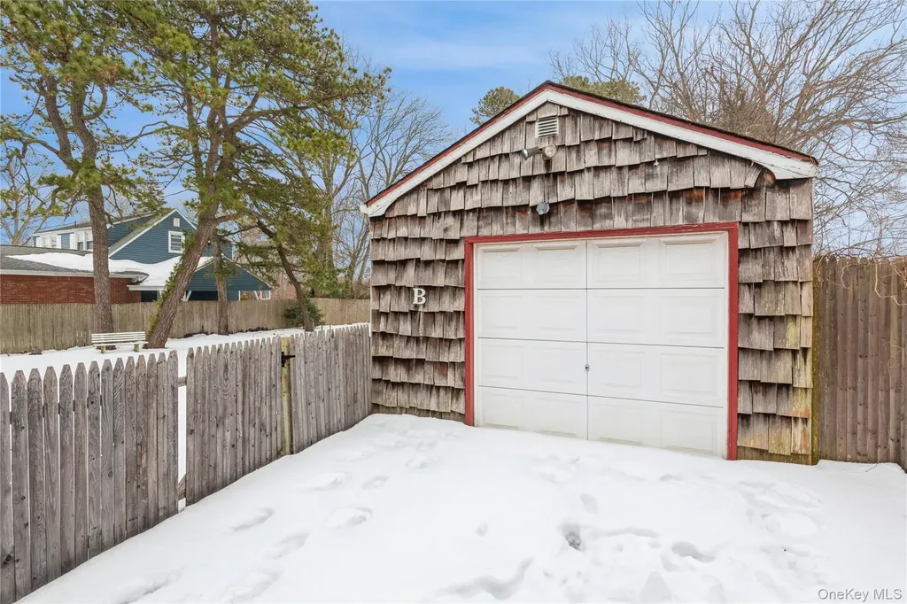 51 Forest Avenue West Babylon NY 11704