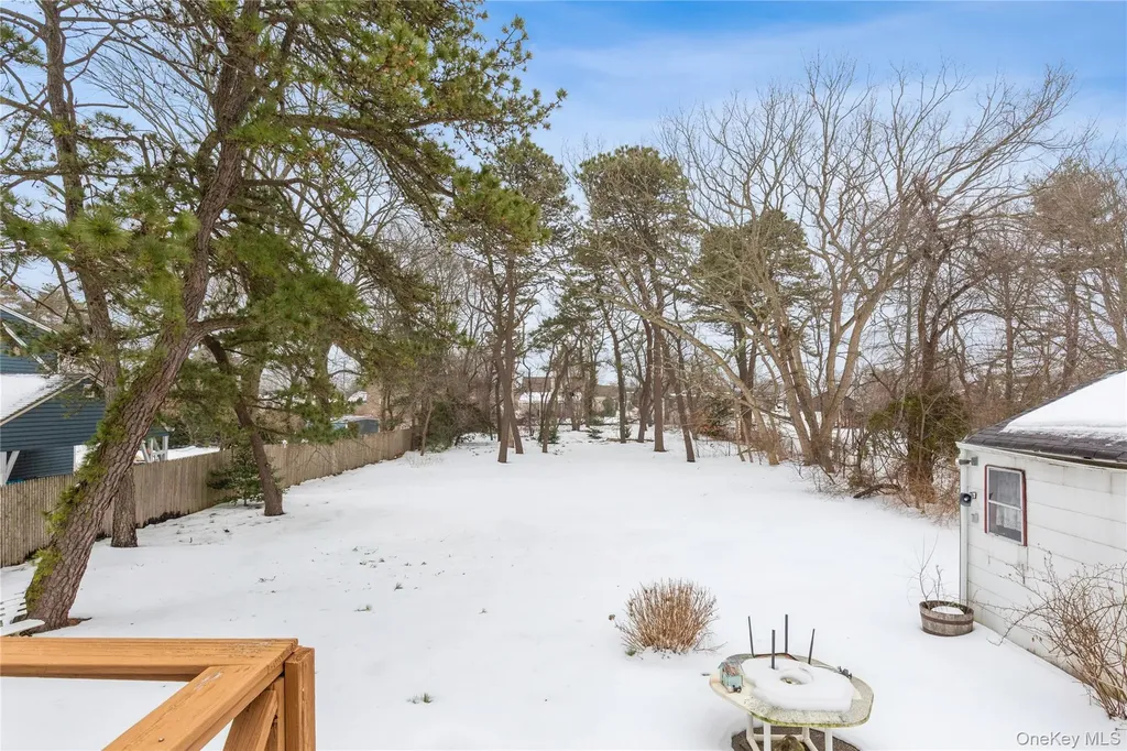 51 Forest Avenue West Babylon NY 11704