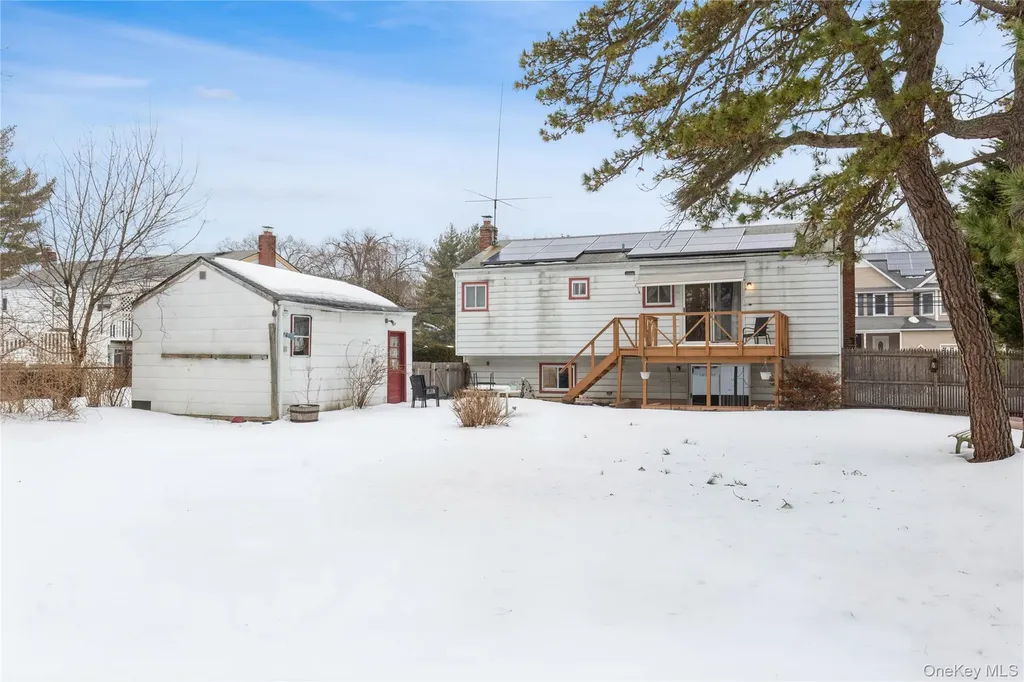 51 Forest Avenue West Babylon NY 11704