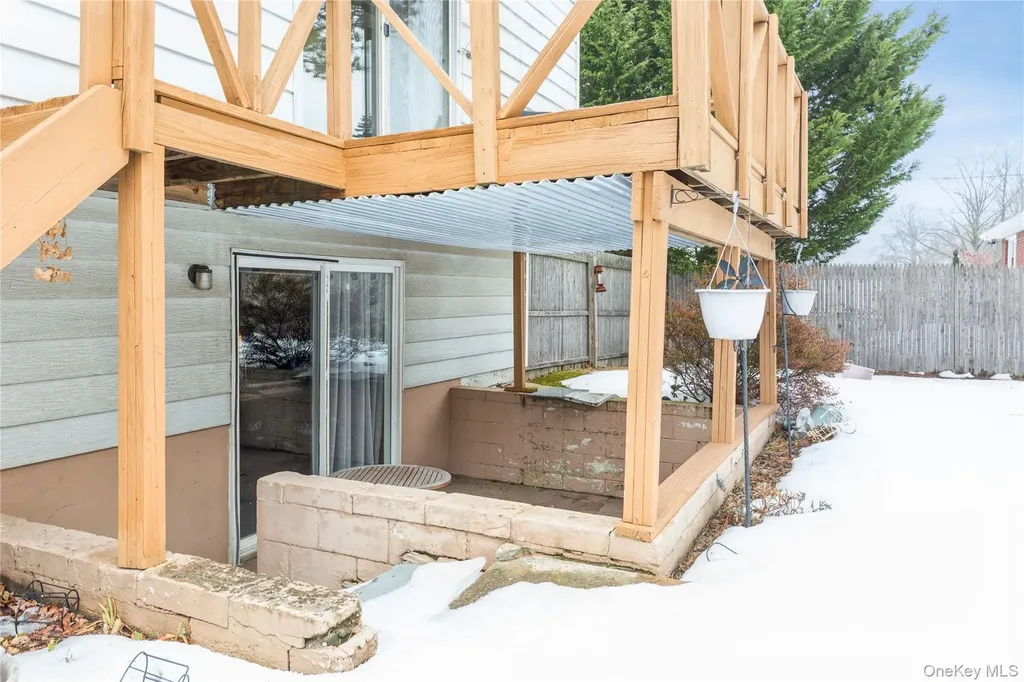 51 Forest Avenue West Babylon NY 11704