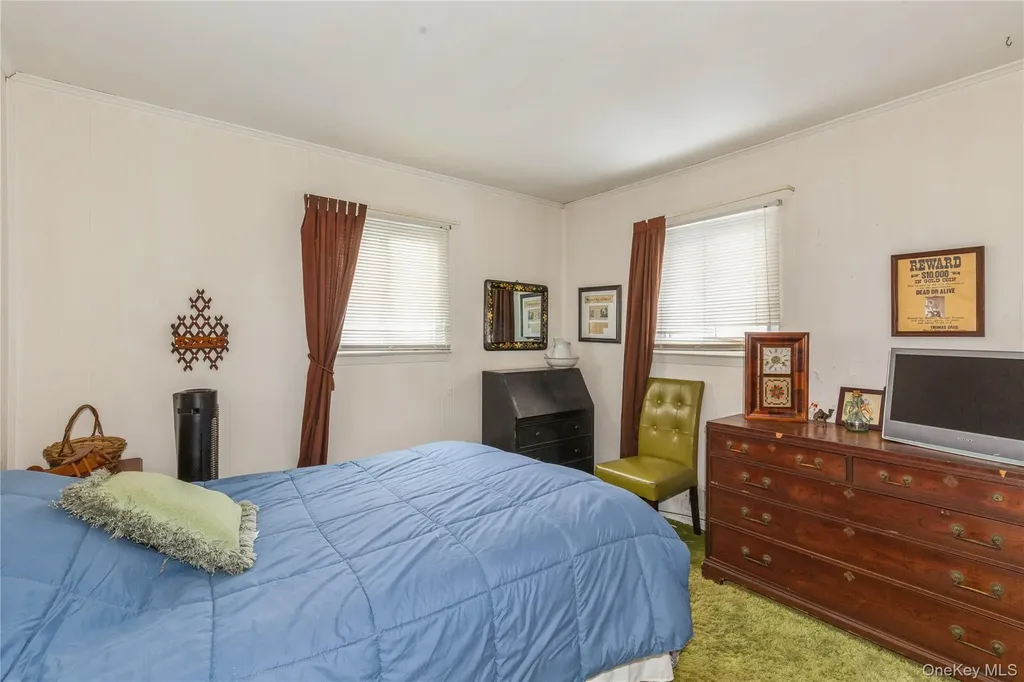 51 Forest Avenue West Babylon NY 11704