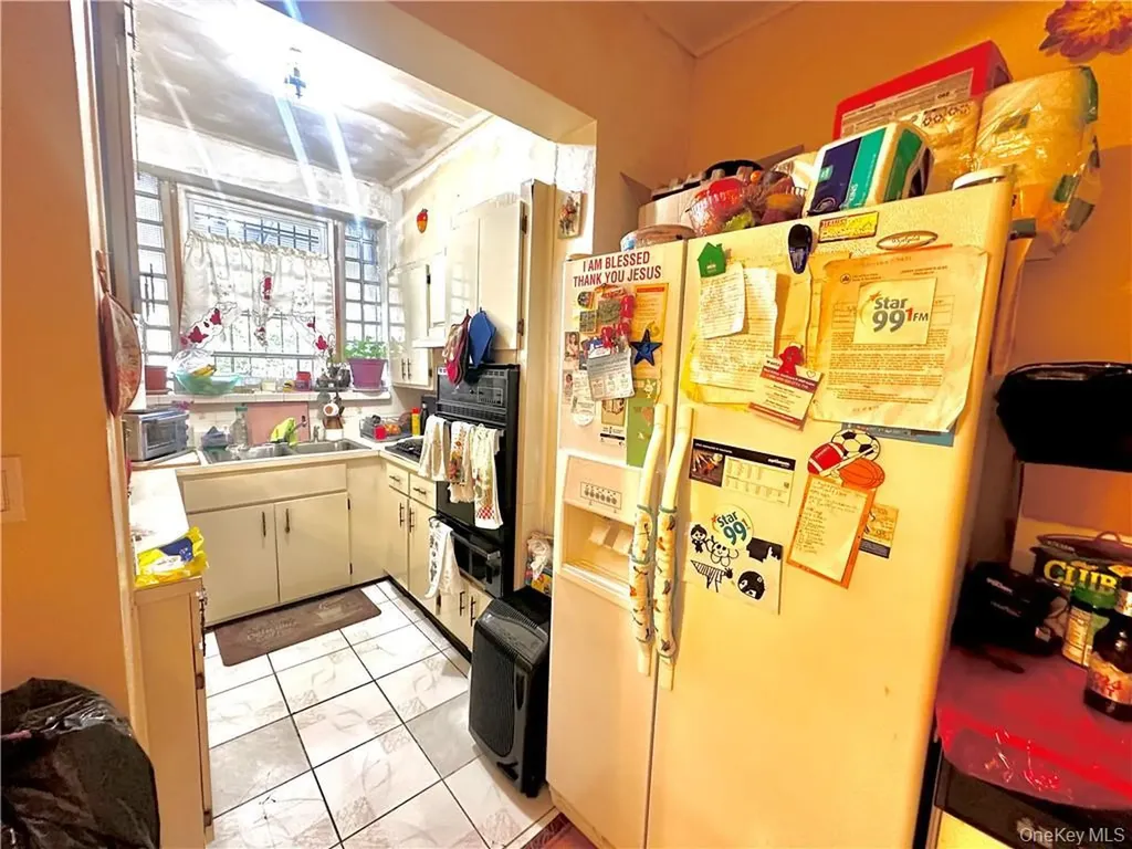 677 E 38th Street Brooklyn NY 11210