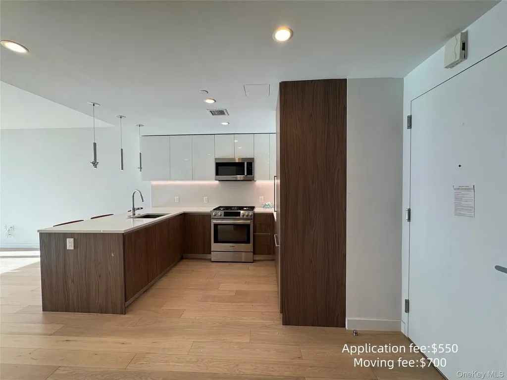 13101 40th Road Flushing NY 11354