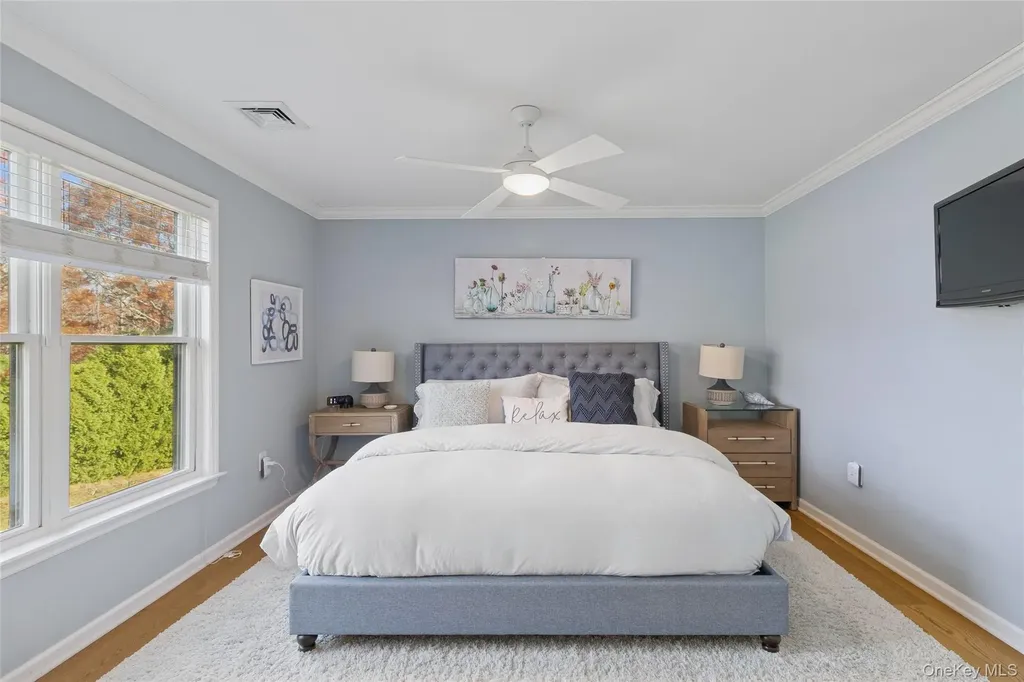9 Debras Way Wainscott NY 11975