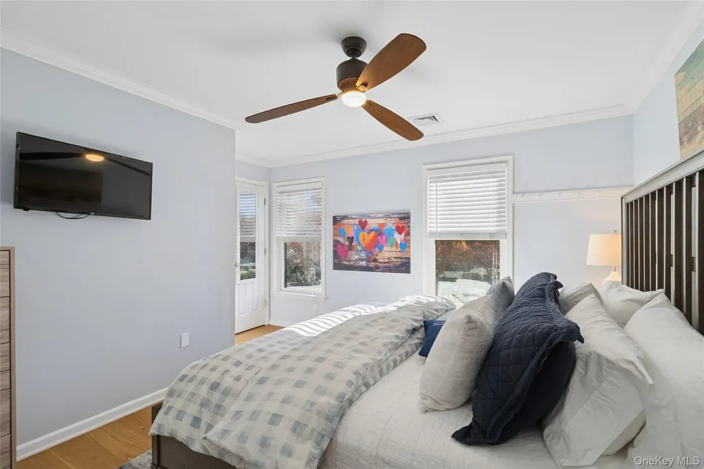 9 Debras Way Wainscott NY 11975