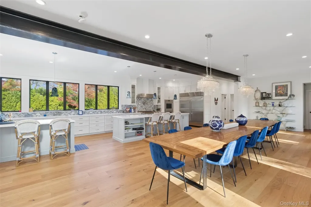 9 Debras Way Wainscott NY 11975