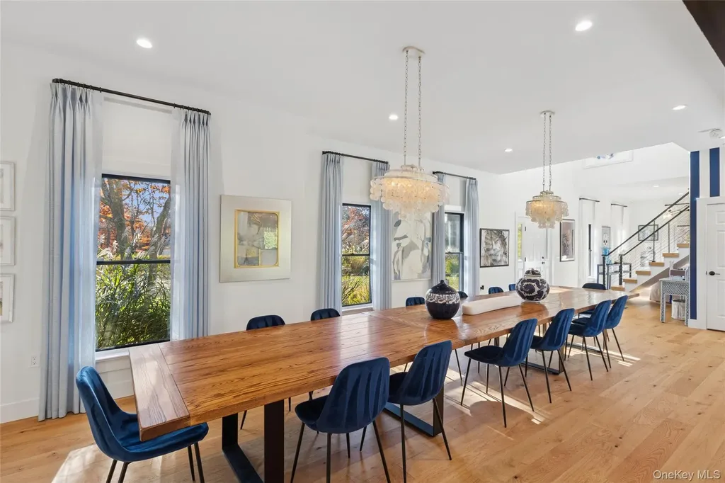 9 Debras Way Wainscott NY 11975